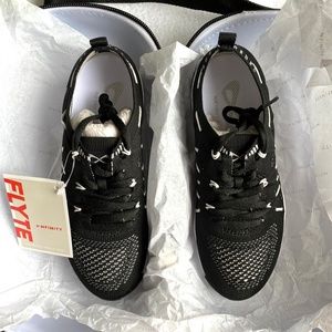 NWT Nfinity Flyte Cheer Shoe - Black